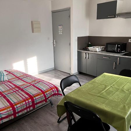 F2 Gatinais Apartment Pithiviers Luaran gambar